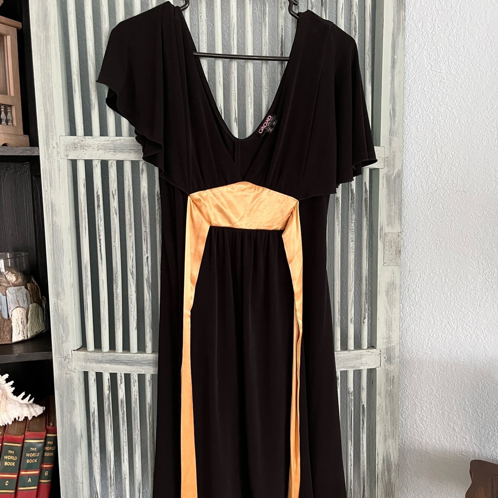 XOXO Black Dress!